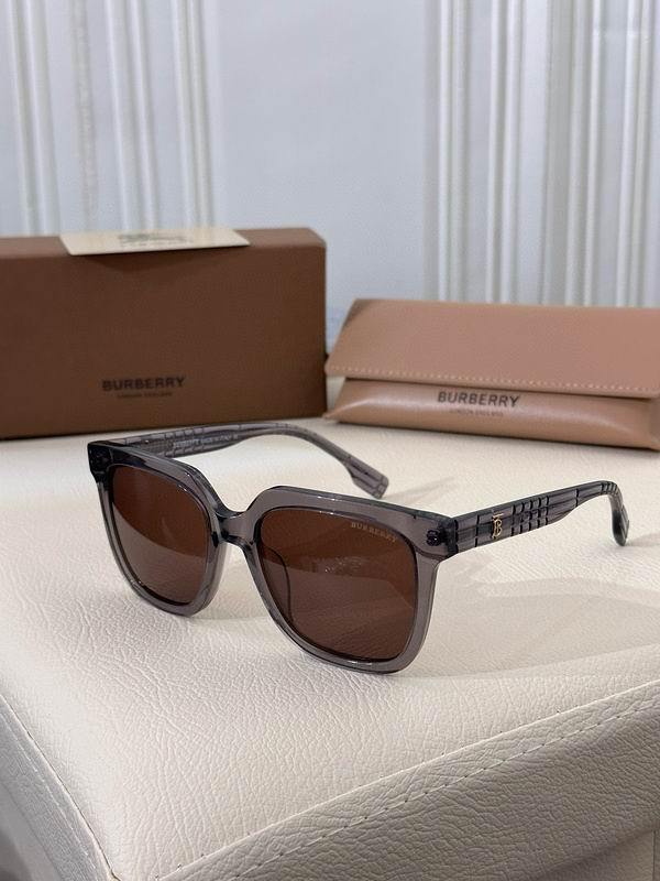 Burberry Sunglasses 236